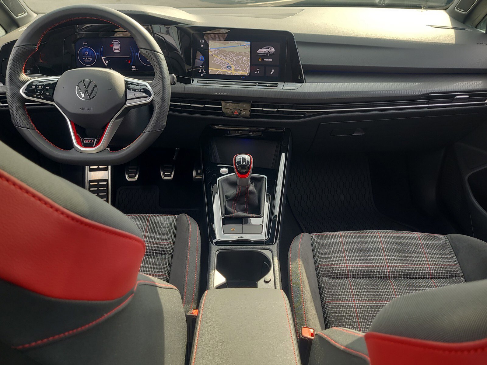 Used 2024 Volkswagen GTI SE image 12