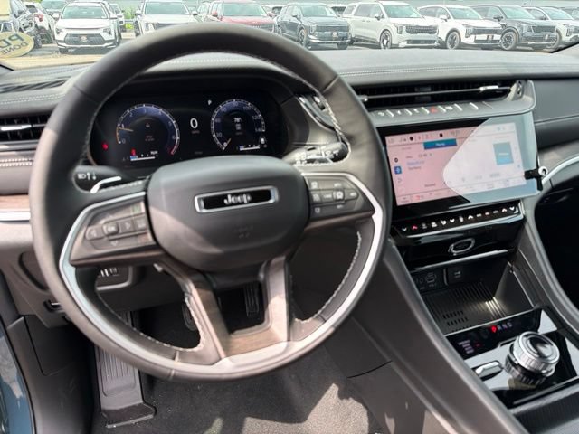 New 2026 Jeep Grand Cherokee L Limited AWD/4WD image 16