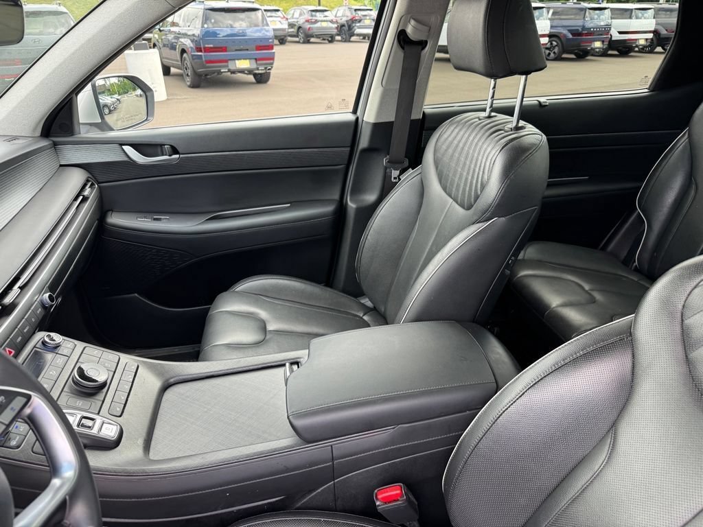 Used 2024 Hyundai Palisade Limited FWD image 10