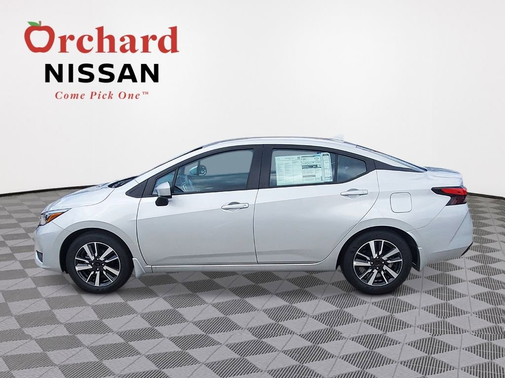 New 2025 Nissan Versa SV w/ Trunk Package FWD image 2