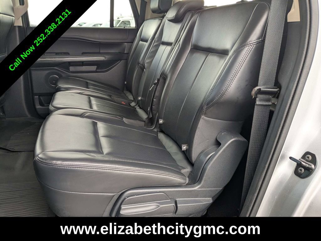 Used 2023 Ford Expedition Max XLT image 16
