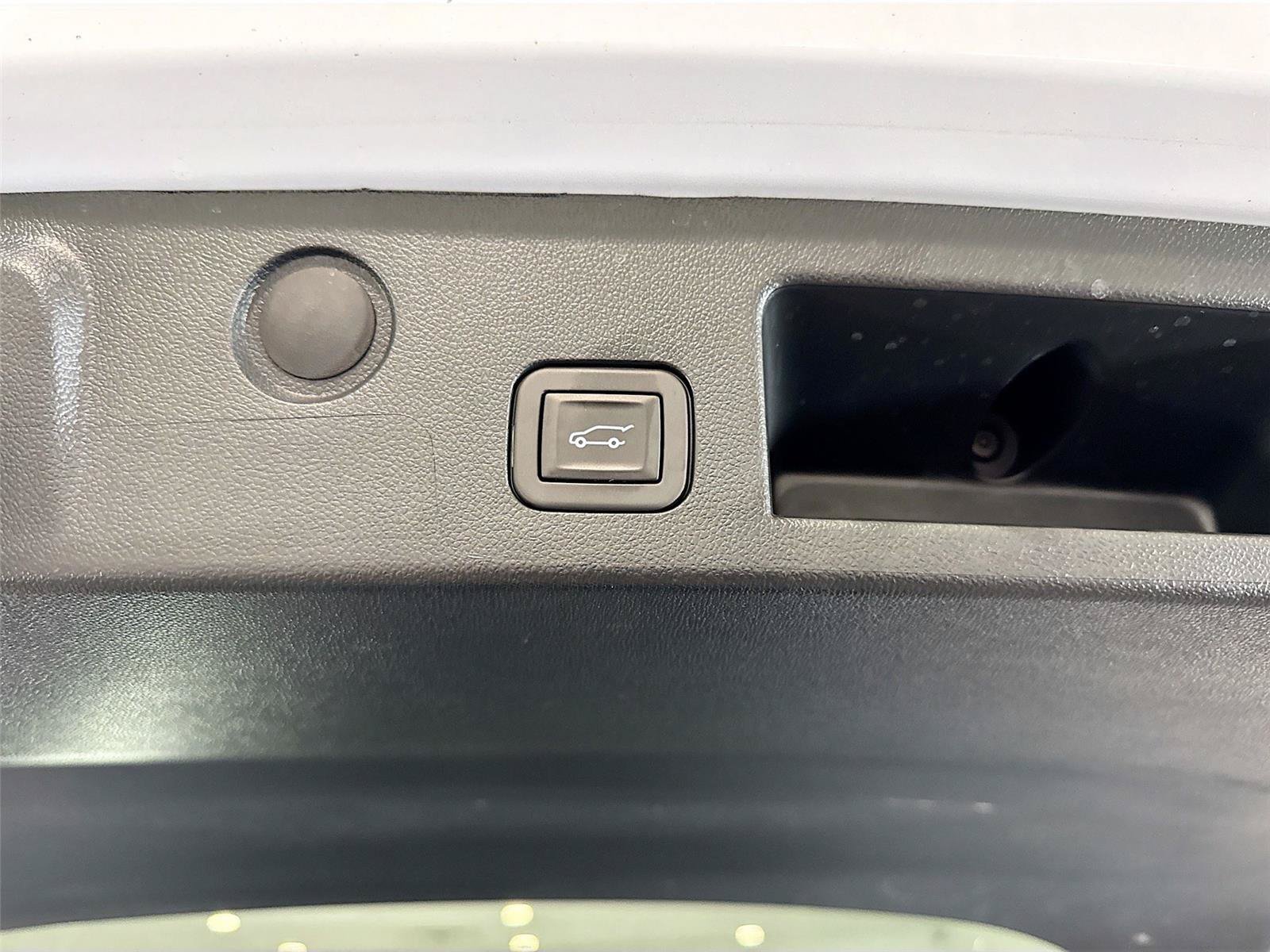 Used 2026 Chevrolet Equinox ACTIV FWD image 20