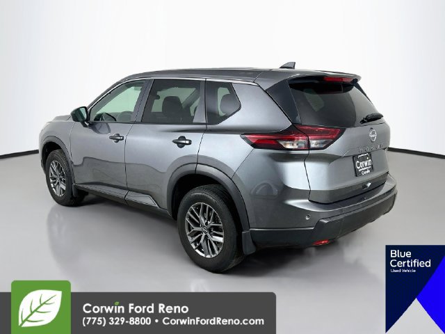 Used 2026 Nissan Rogue S FWD image 5