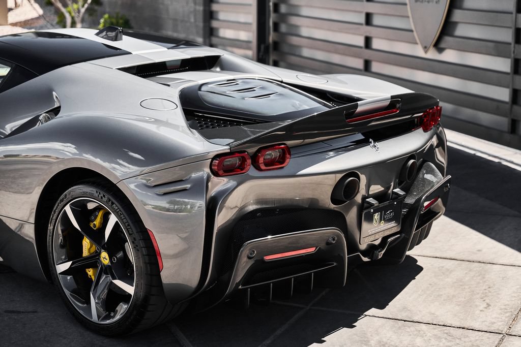 Used 2021 Ferrari SF90 Stradale AWD/4WD image 12