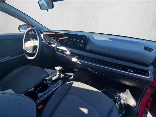 Used 2025 Kia K4 FWD image 21