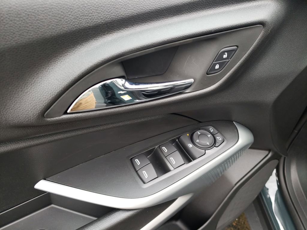 New 2026 Chevrolet Trax LS image 11