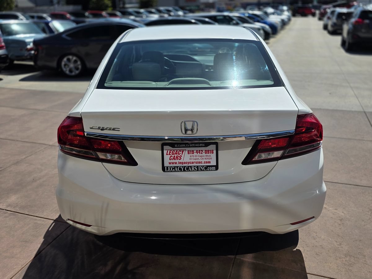 Used 2015 Honda Civic SE image 11