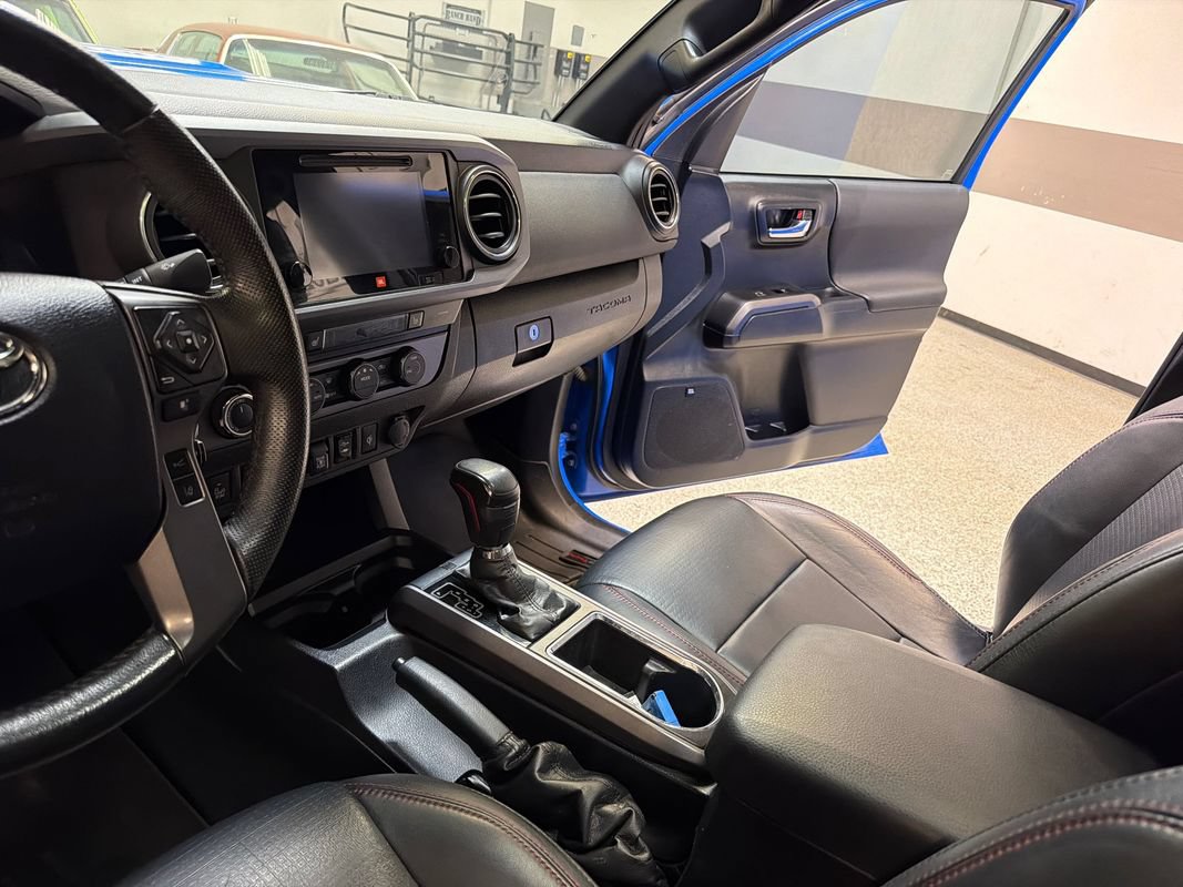 Used 2019 Toyota Tacoma TRD Pro AWD/4WD image 30