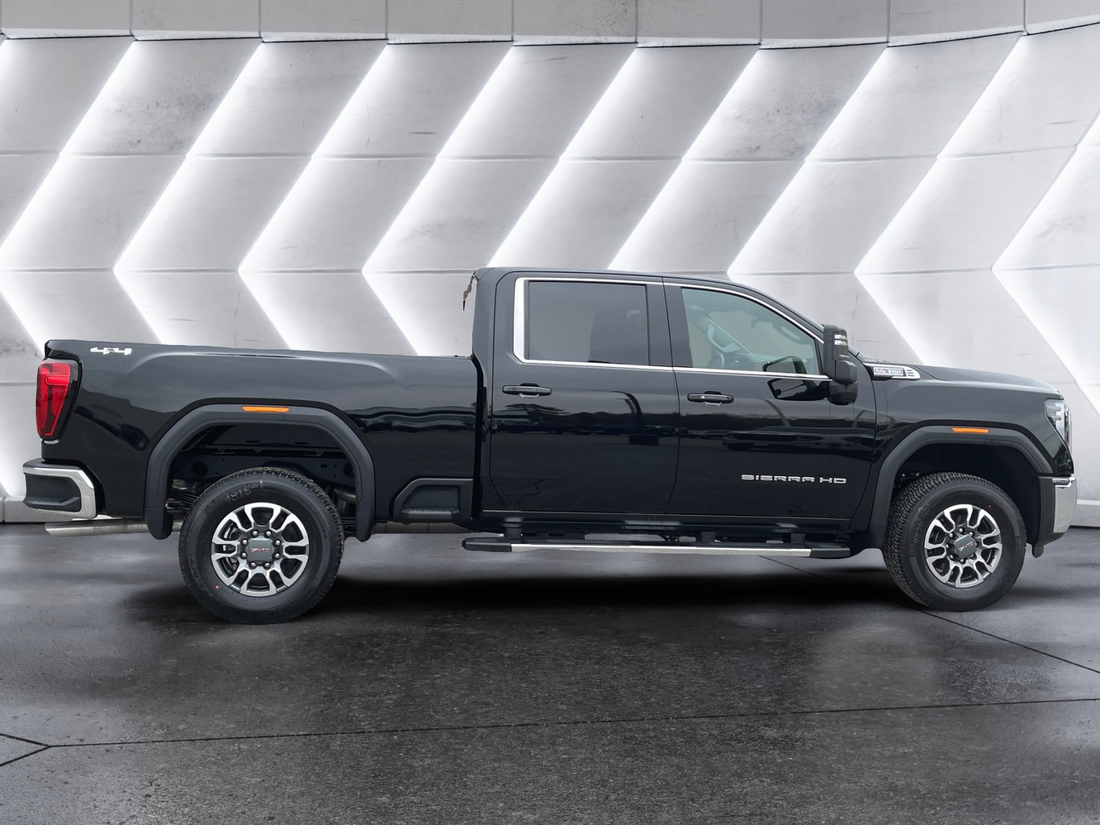 New 2026 GMC Sierra 2500 SLE image 7