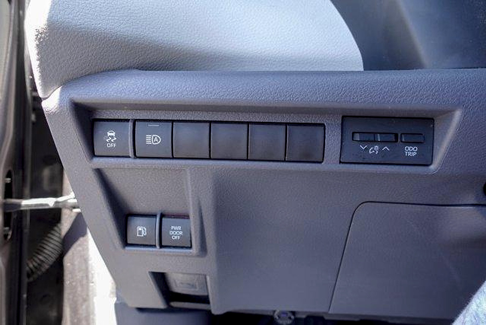 Certified 2021 Toyota Sienna LE FWD image 12