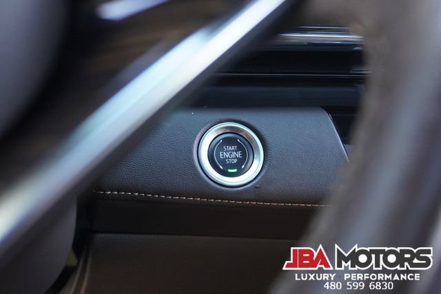 Used 2021 Cadillac Escalade ESV Premium Luxury AWD/4WD image 26