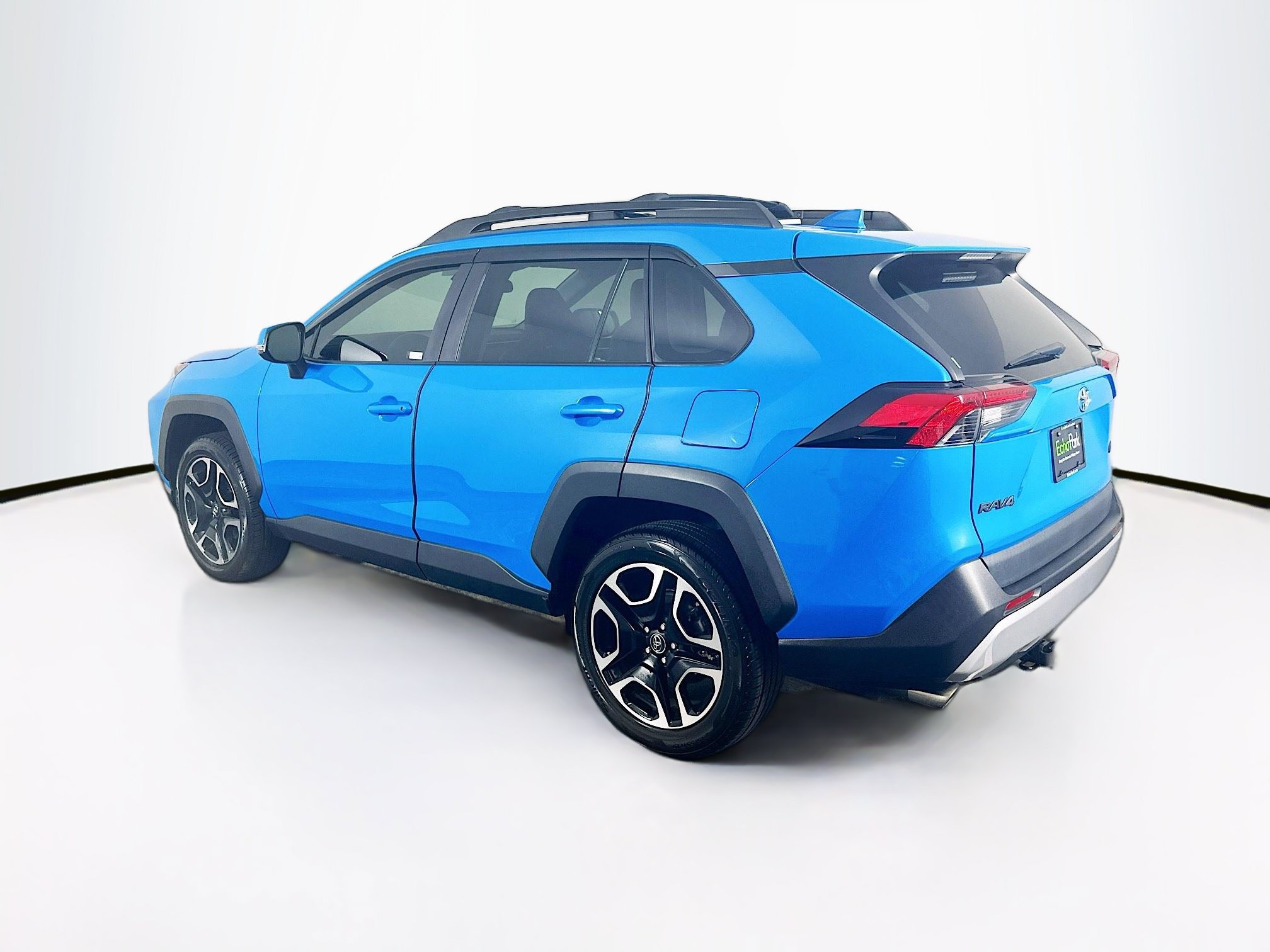 Used 2019 Toyota RAV4 Adventure AWD/4WD image 5
