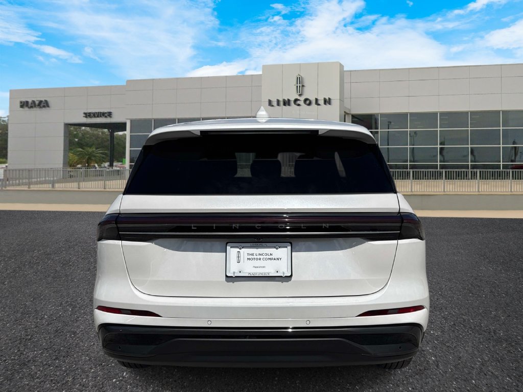New 2026 Lincoln Nautilus Premier w/ Equipment Group 102A AWD/4WD image 4