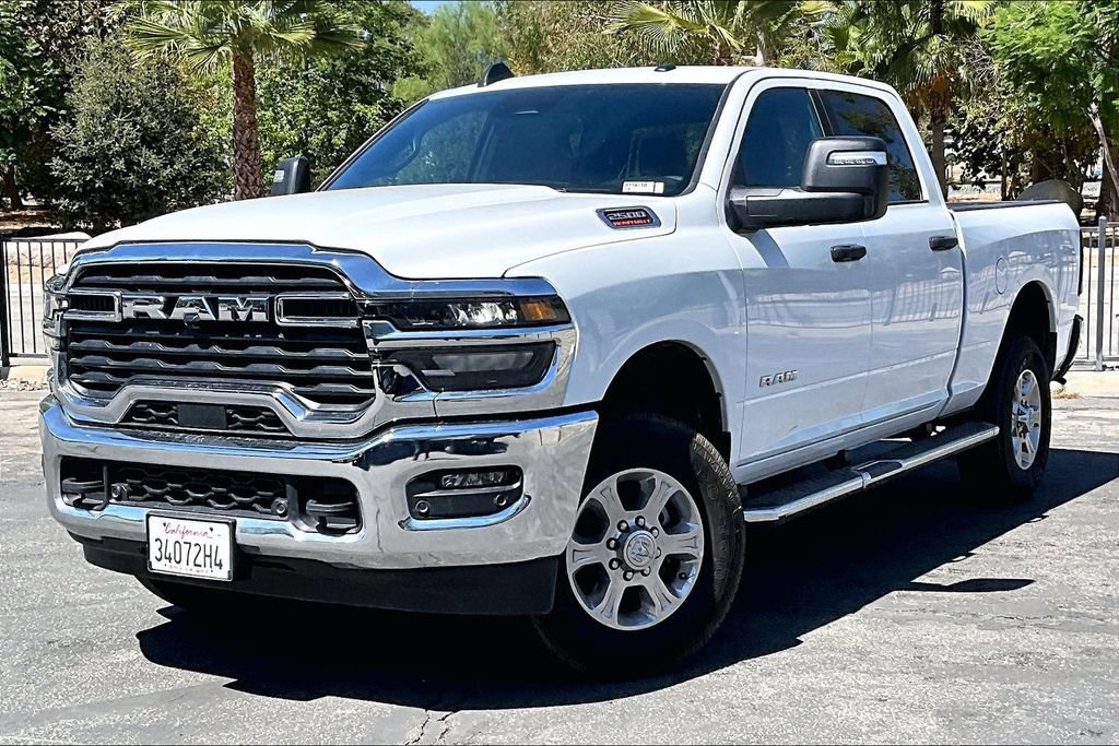 Used 2026 RAM 2500 Big Horn AWD/4WD image 2