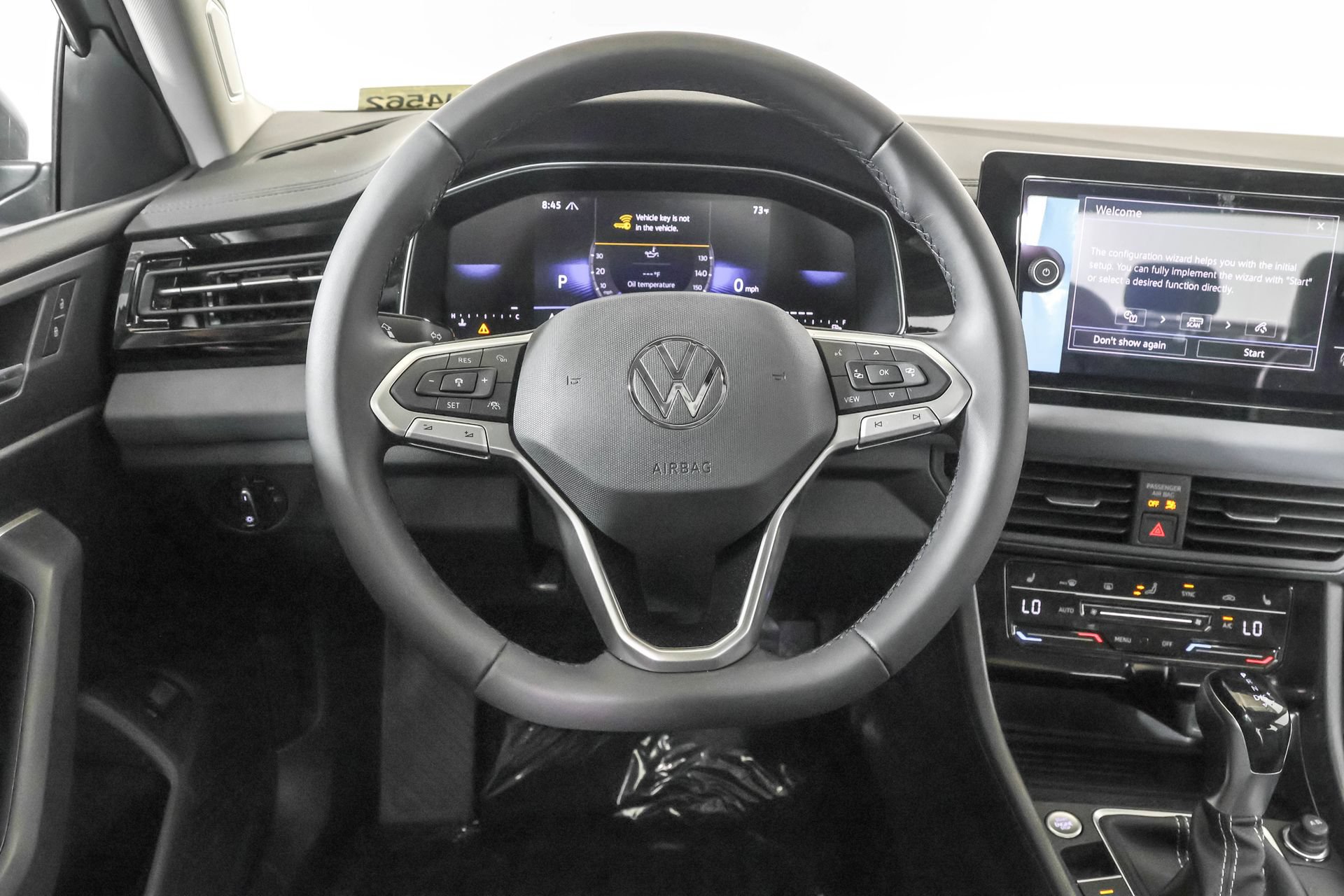 Used 2026 Volkswagen Jetta SE FWD image 24