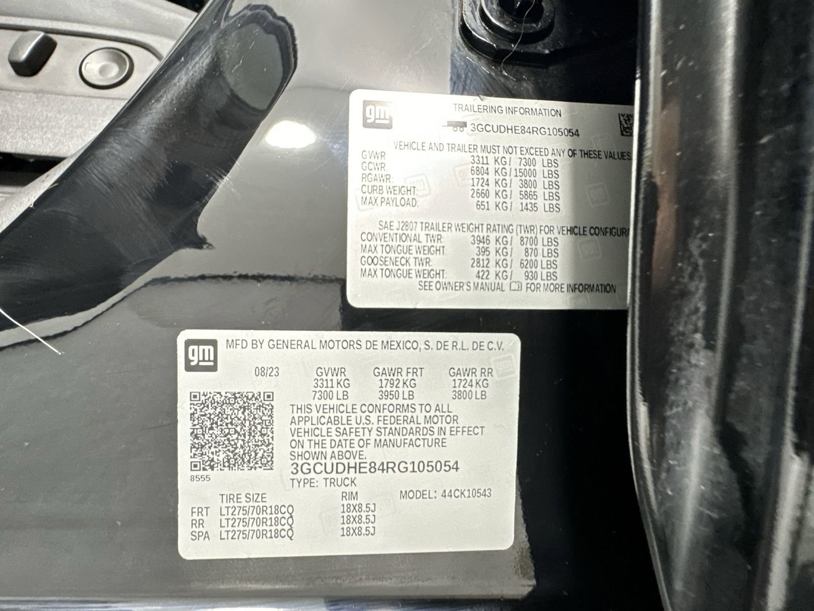 Used 2024 Chevrolet Silverado 1500 ZR2 w/ Technology Package image 37