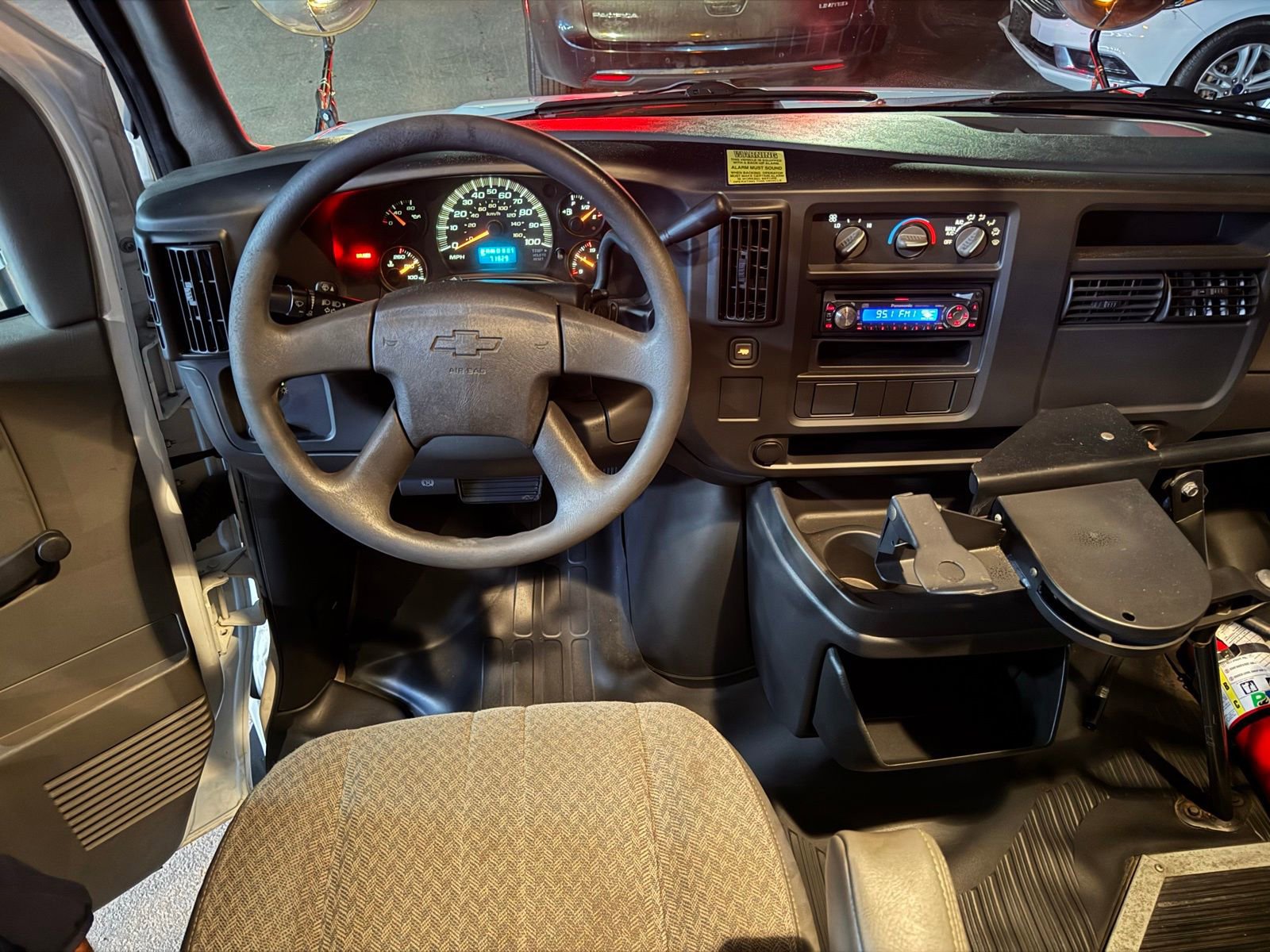 Used 2005 Chevrolet Express 3500 w/ School Bus Package image 28