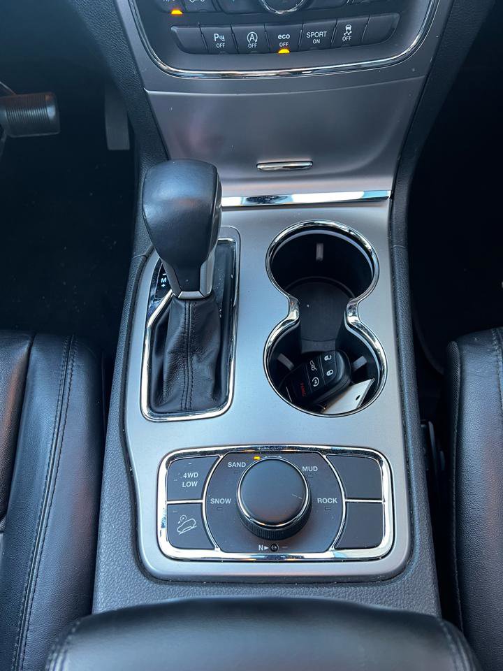Used 2018 Jeep Grand Cherokee Limited AWD/4WD image 17