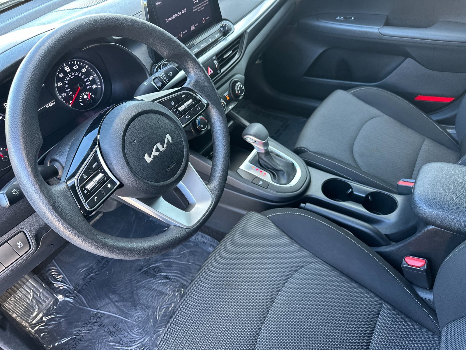 Certified 2024 Kia Forte LXS image 10