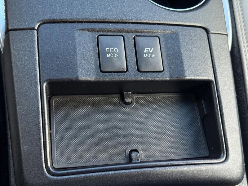 Used 2015 Toyota Camry SE image 21