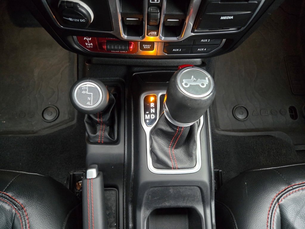 Used 2018 Jeep Wrangler Unlimited Rubicon image 24