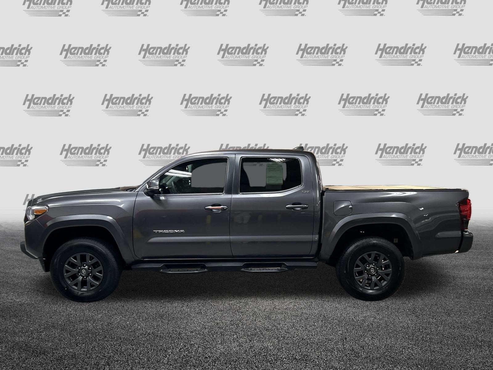 Used 2023 Toyota Tacoma SR5 AWD/4WD image 7