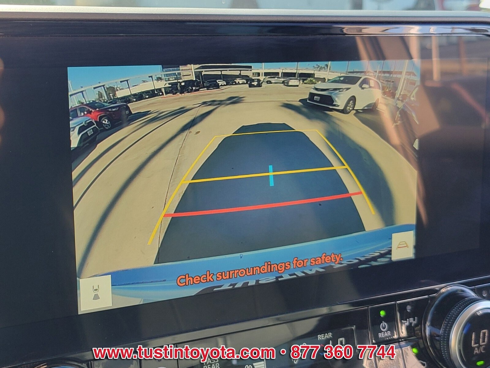 Used 2023 Toyota Highlander Limited image 24