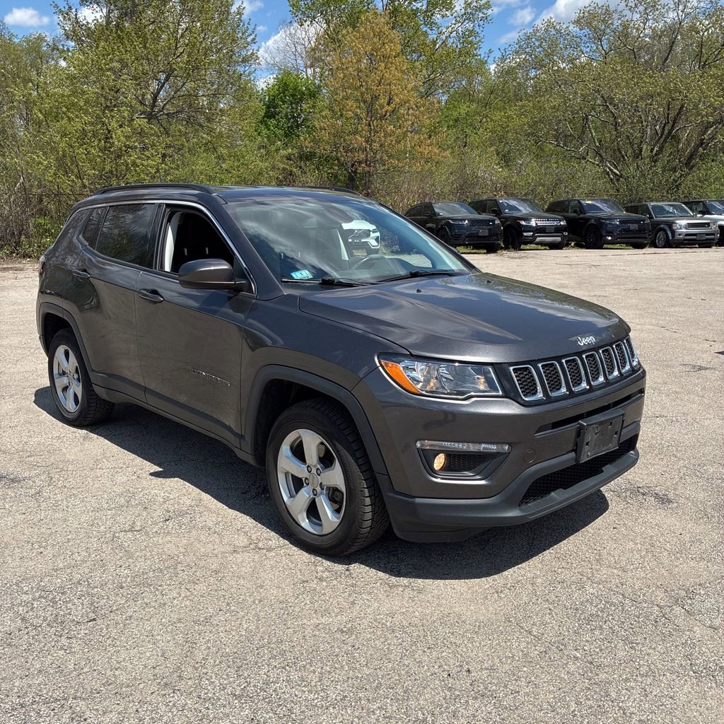 Used 2019 Jeep Compass Latitude AWD/4WD image 6
