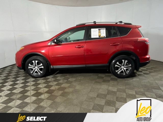 Used 2017 Toyota RAV4 LE w/ Carpet Mat Package AWD/4WD image 10
