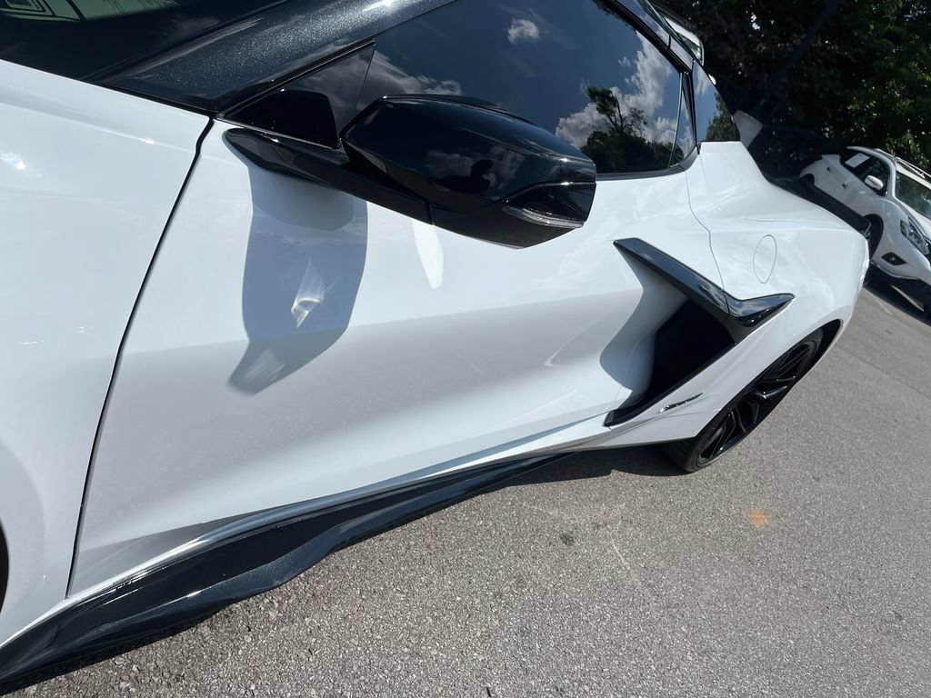 Used 2024 Chevrolet Corvette Z06 RWD image 33