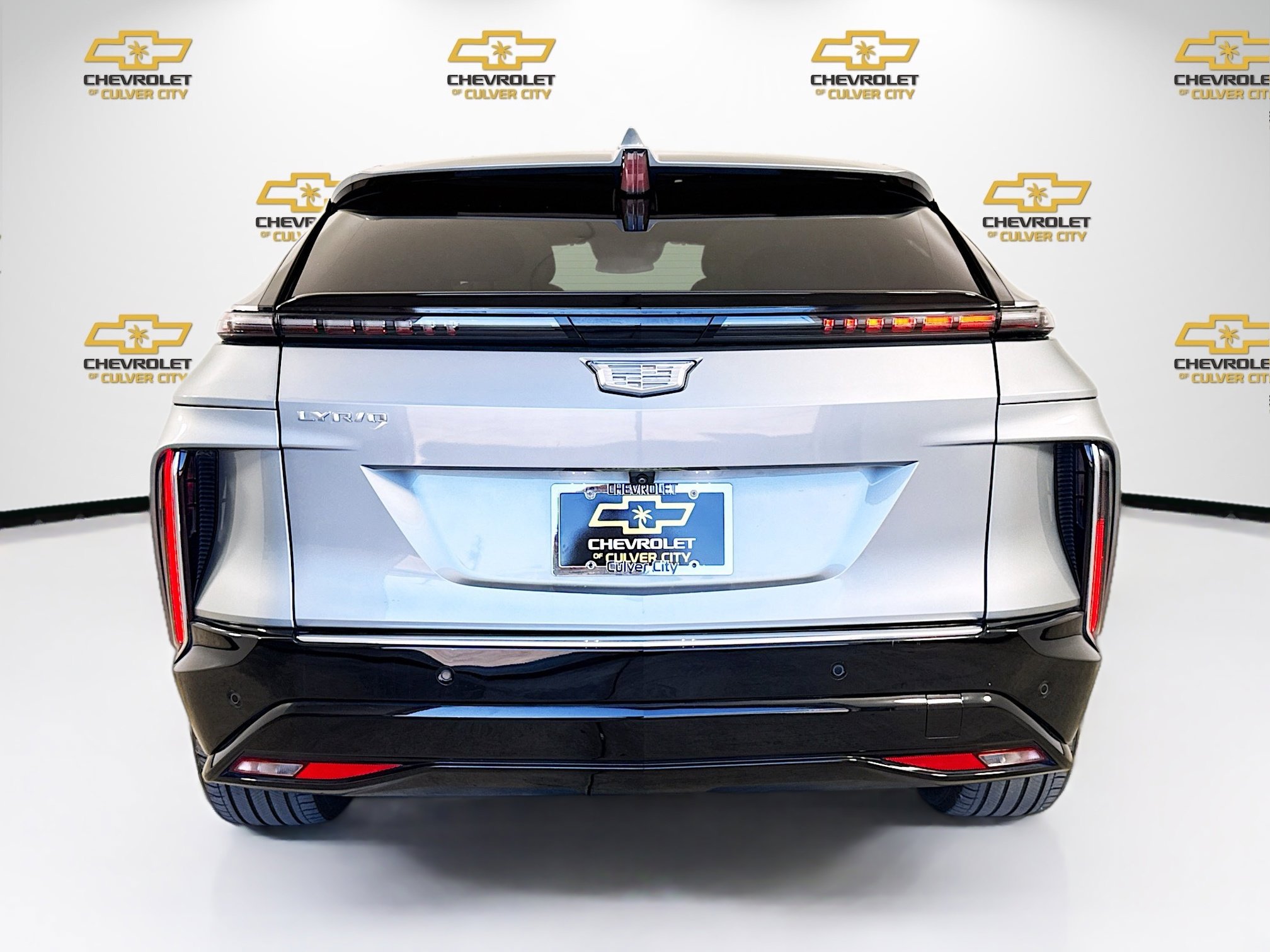 Used 2024 Cadillac Lyriq Luxury RWD image 6