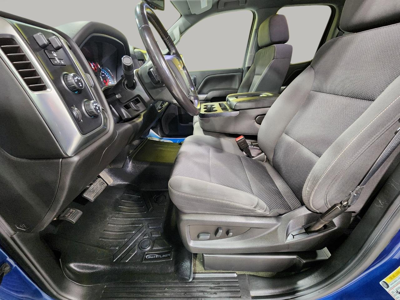 Used 2018 Chevrolet Silverado 1500 LT w/ All Star Edition image 14