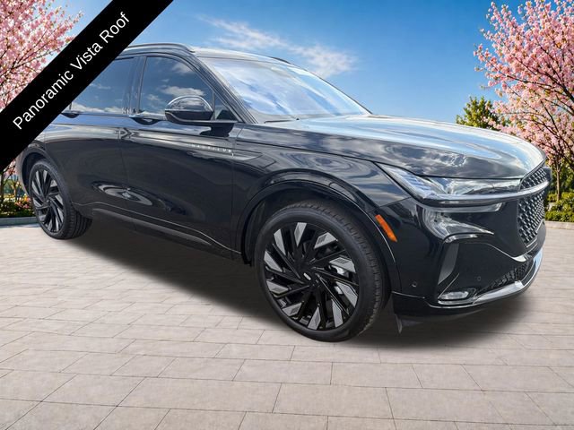 Used 2024 Lincoln Nautilus Reserve w/ Equipment Group 202A AWD/4WD image 11