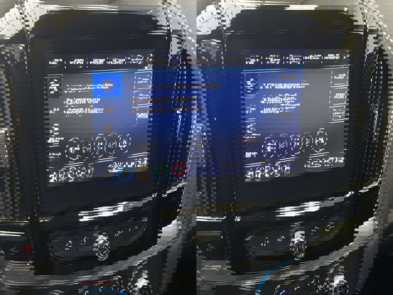 Certified 2023 Chevrolet Traverse LT w/ LT Premium Package image 20