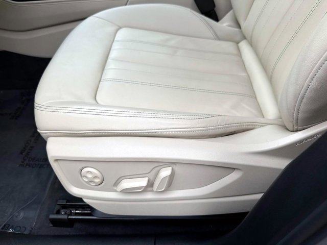 Used 2021 Audi Q5 Premium Plus w/ Premium Plus Package image 20