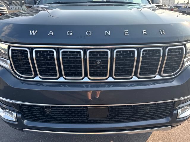 Used 2023 Jeep Wagoneer L Series III w/ Premium Group I AWD/4WD image 33