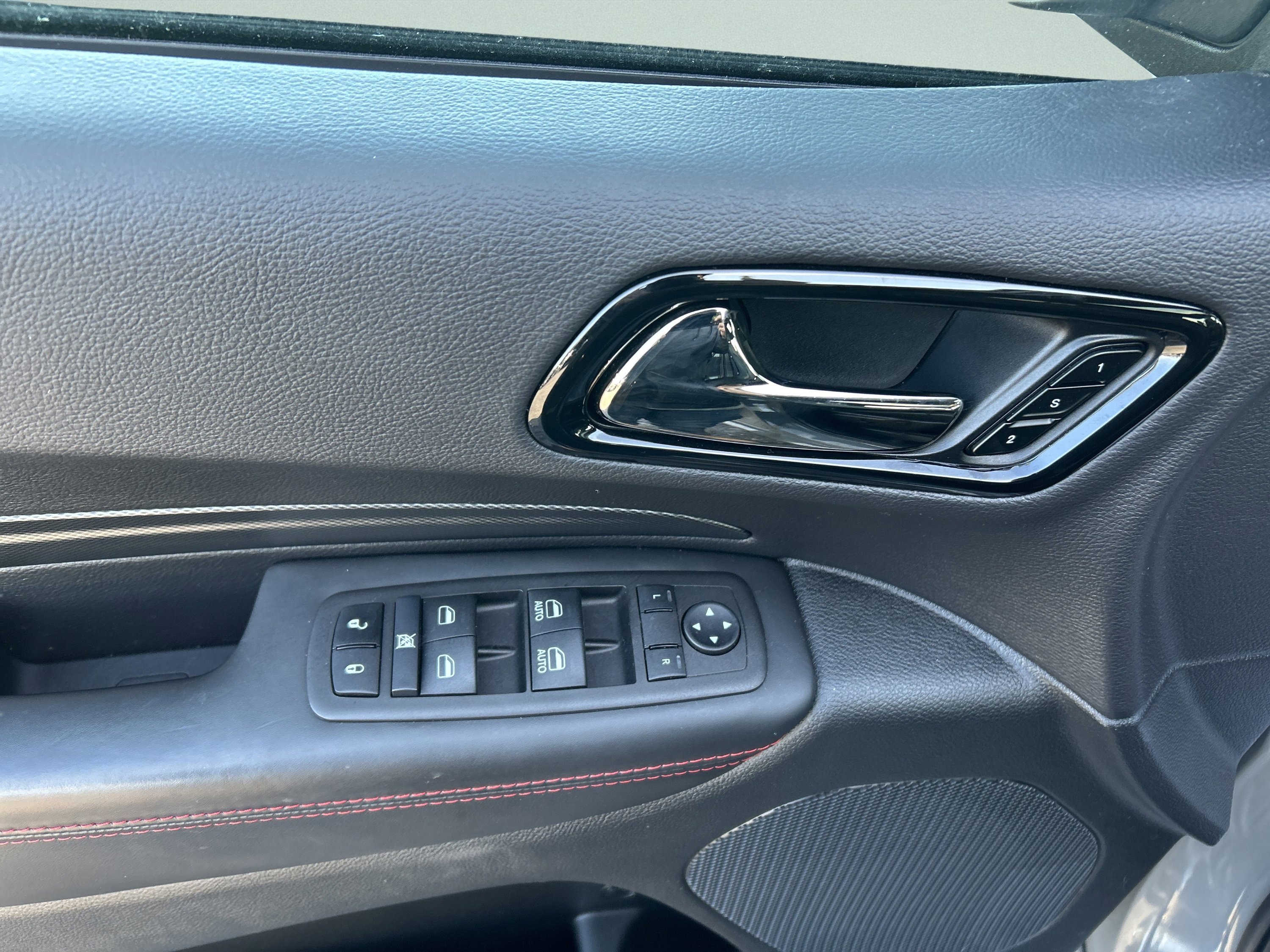 Used 2024 Dodge Durango GT image 13