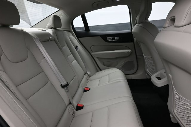 Used 2024 Volvo S60 B5 Plus w/ Climate Package AWD/4WD image 31