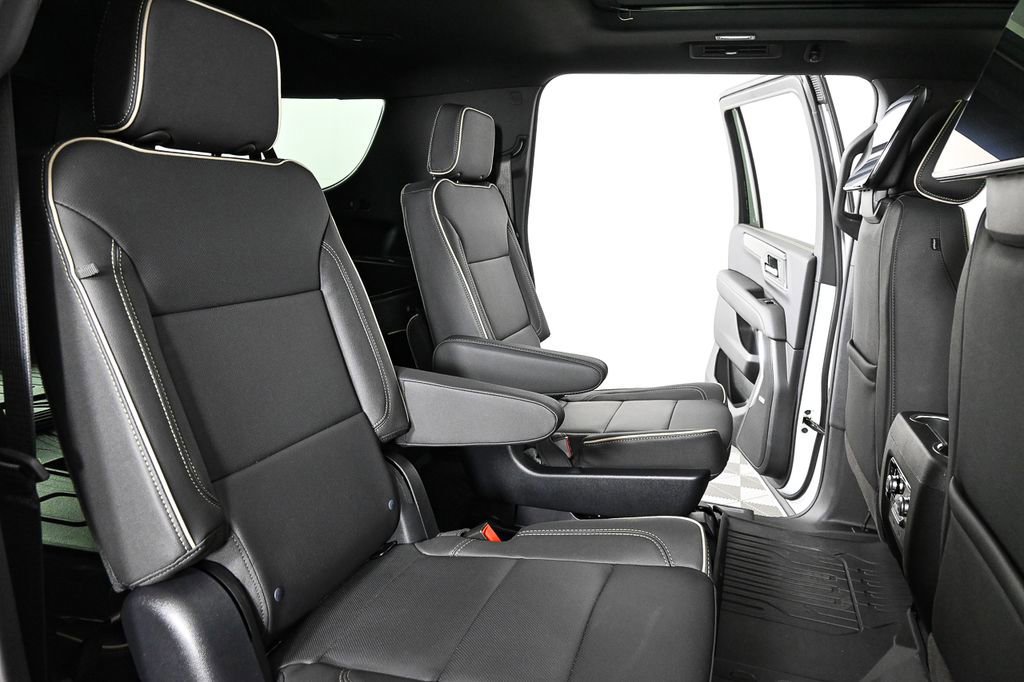 New 2026 GMC Yukon XL Elevation w/ Elevation Premium Package image 23