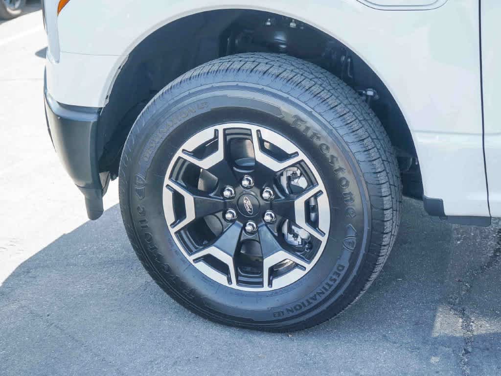 Used 2022 Ford F150 Lightning Pro AWD/4WD image 10