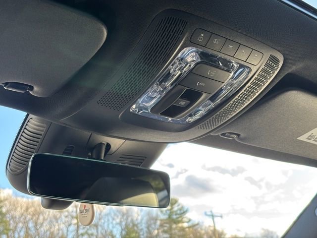 Used 2025 Mercedes-Benz GLA 250 4MATIC image 28