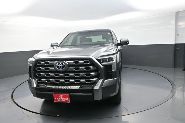 Used 2024 Toyota Tundra Platinum AWD/4WD image 40