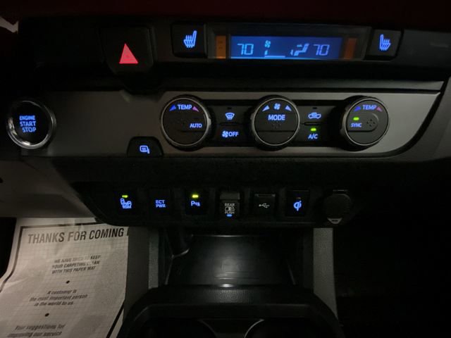 Used 2022 Toyota Tacoma TRD Off-Road w/ TRD Premium Off Road Package image 19