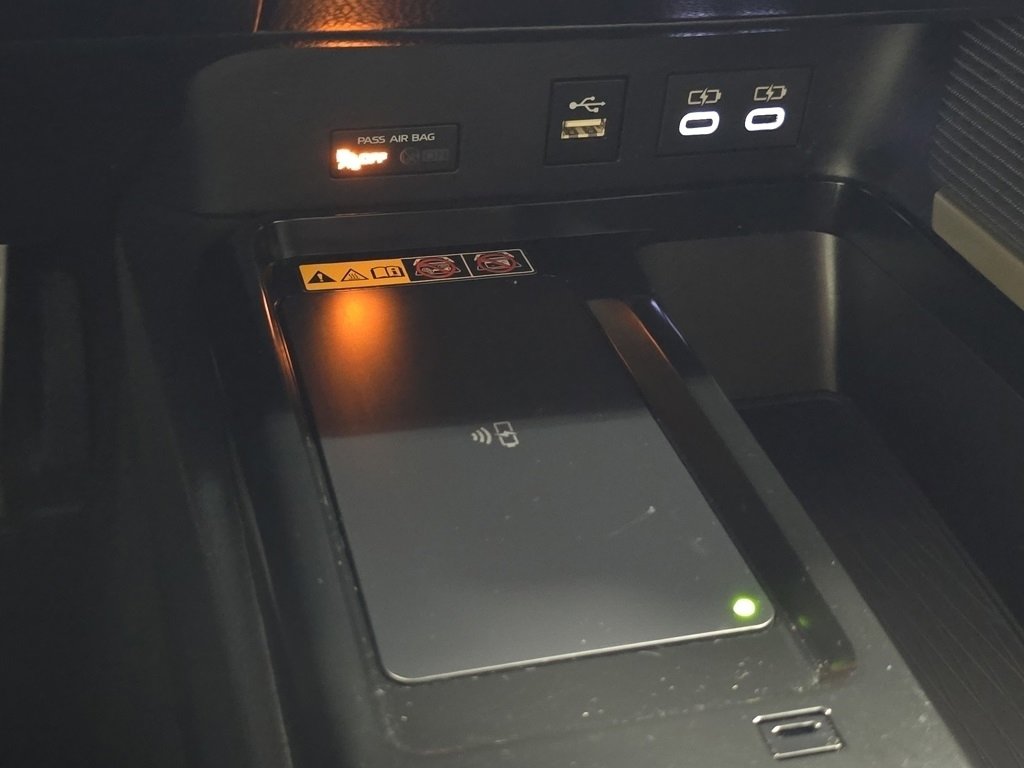 Certified 2025 Toyota Camry SE image 8