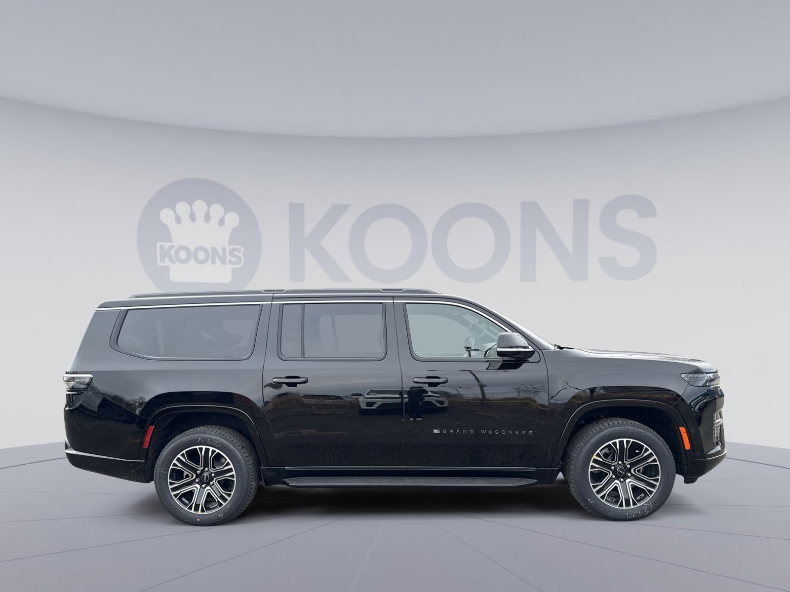 New 2026 Jeep Grand Wagoneer L 4WD w/ Premium Group I image 8