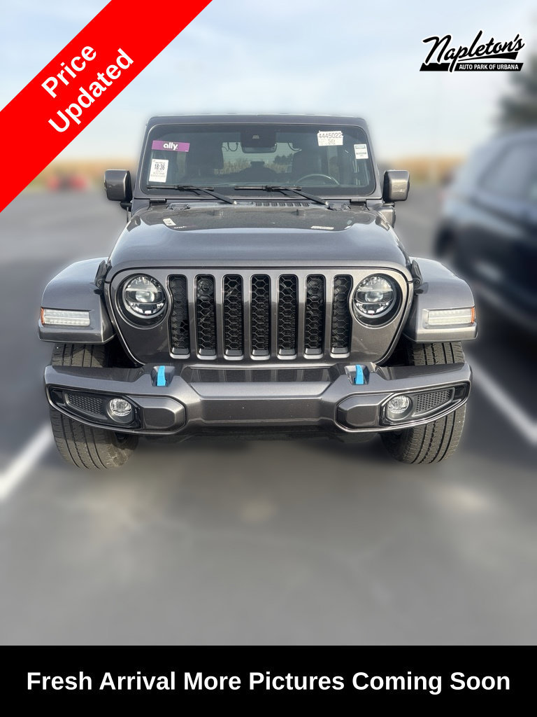 Used 2021 Jeep Wrangler Unlimited Sahara AWD/4WD image 1
