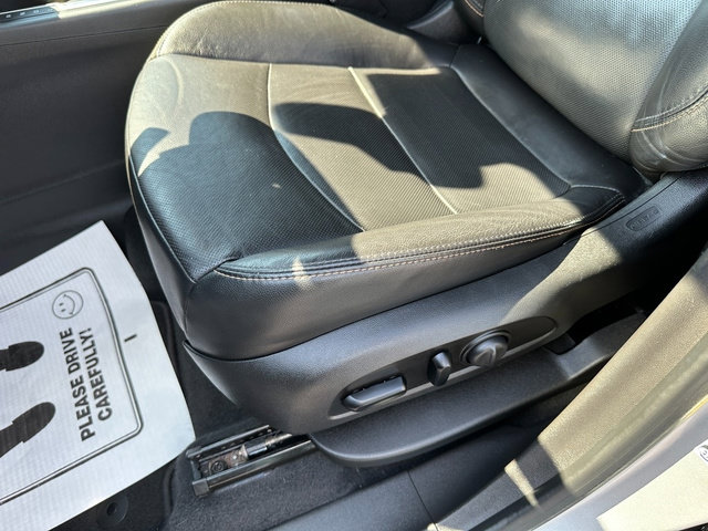 Used 2019 Chevrolet Equinox Premier FWD image 12
