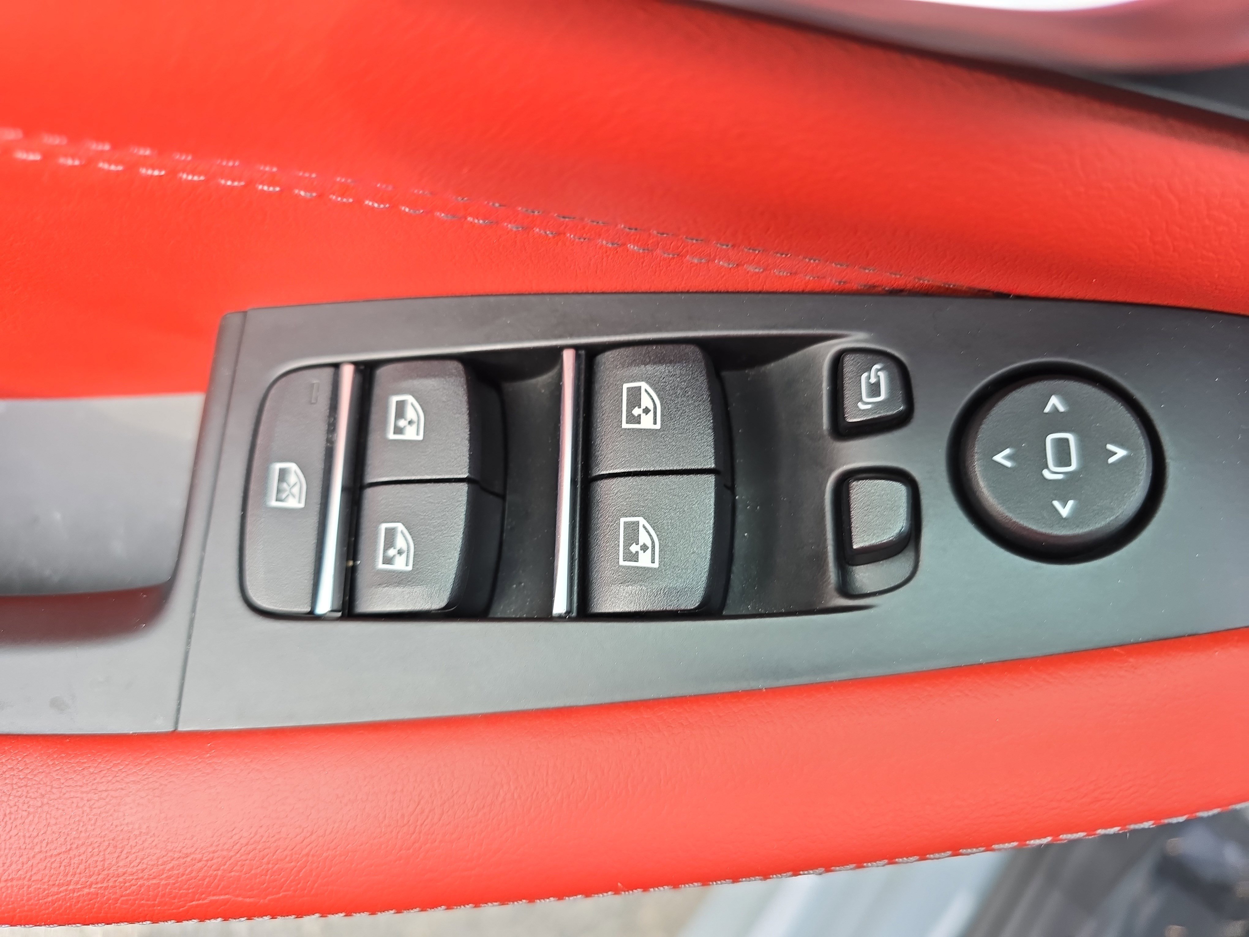 Used 2024 BMW X5 M Competition w/ Executive Package image 26