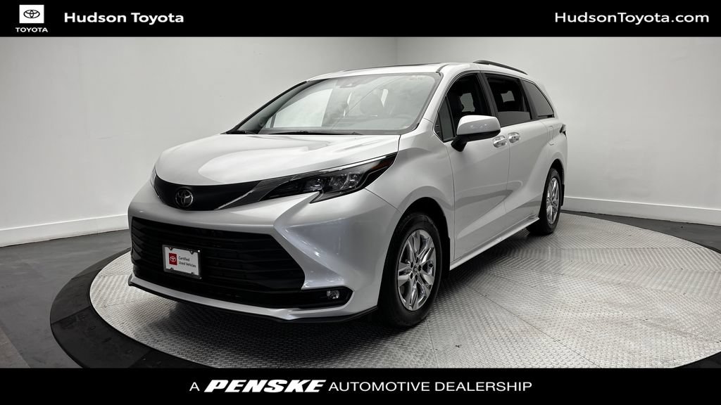 Used 2026 Toyota Sienna XLE
