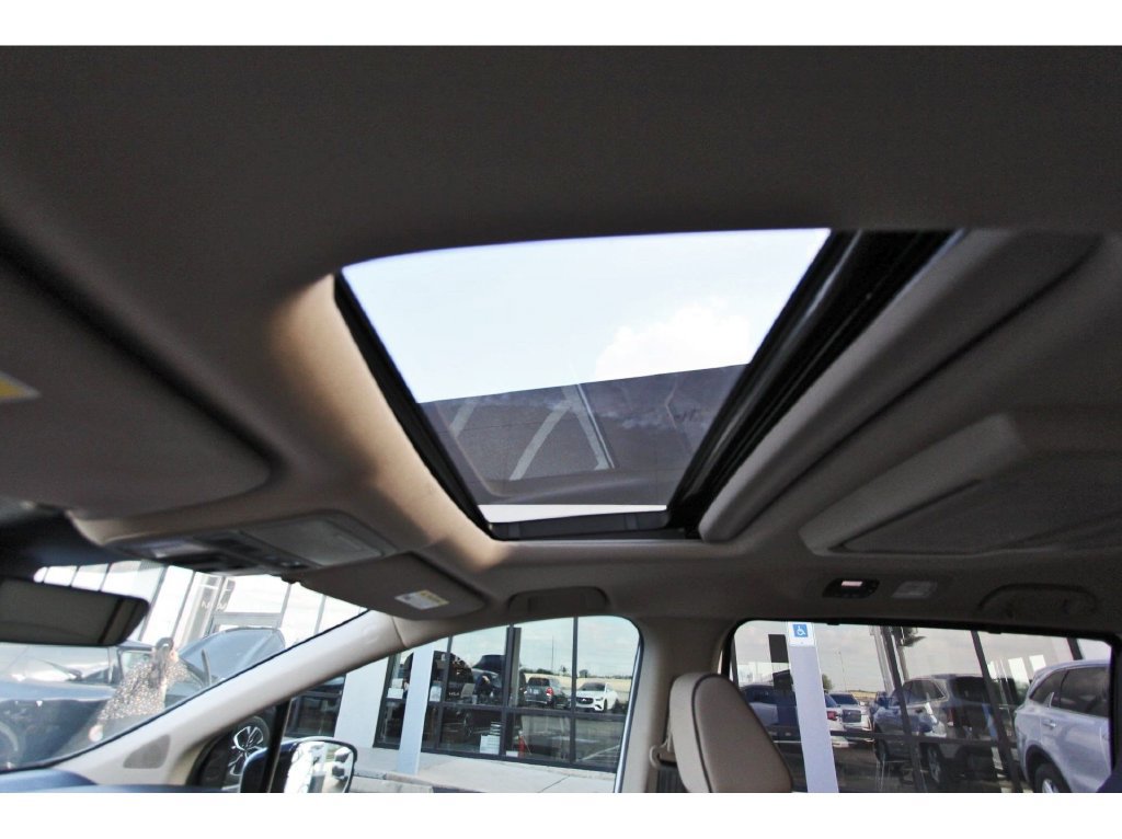 Used 2024 Honda Odyssey Elite image 36